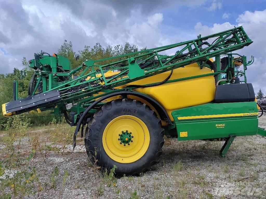 John Deere R 962 i 견인형 분무기