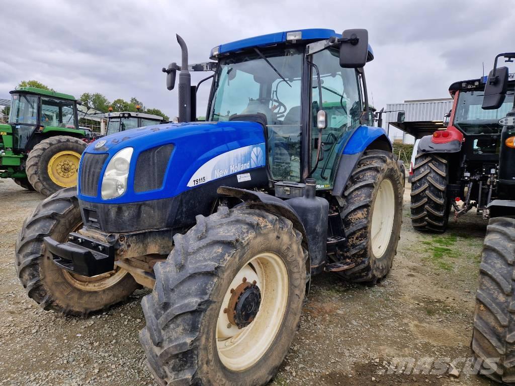New Holland TSA 115 트랙터