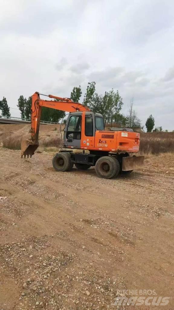 Hitachi ZX130W  휠 굴삭기