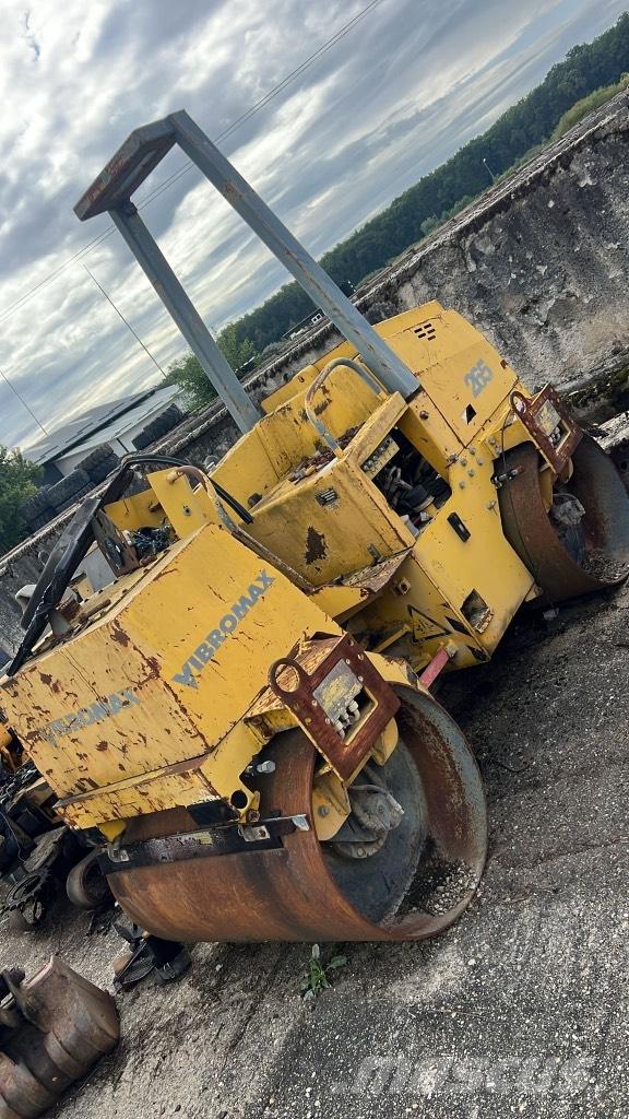 Vibromax W265 차축