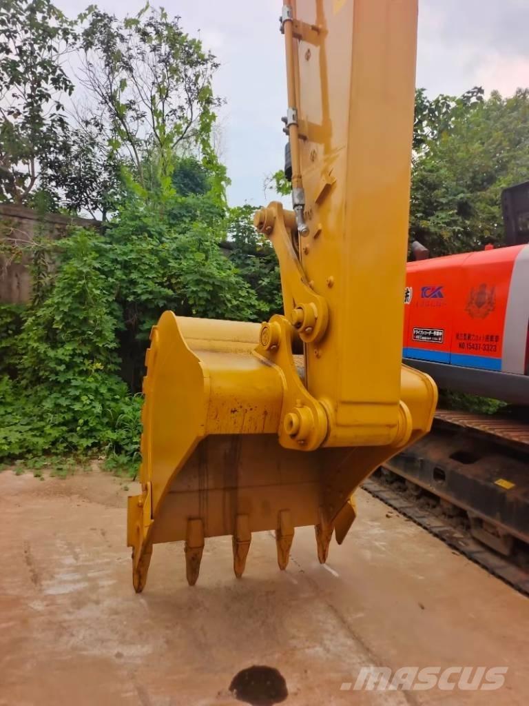CAT 323 GC 대형 굴삭기 29톤 이상