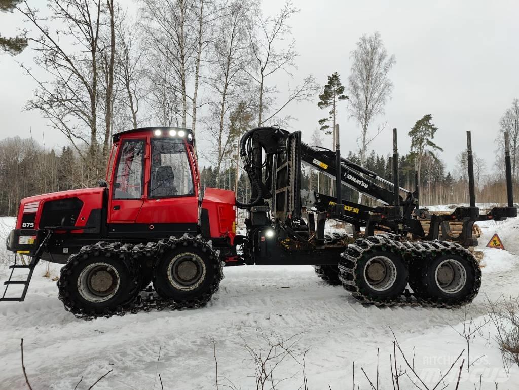 Komatsu 875 원목 포워더
