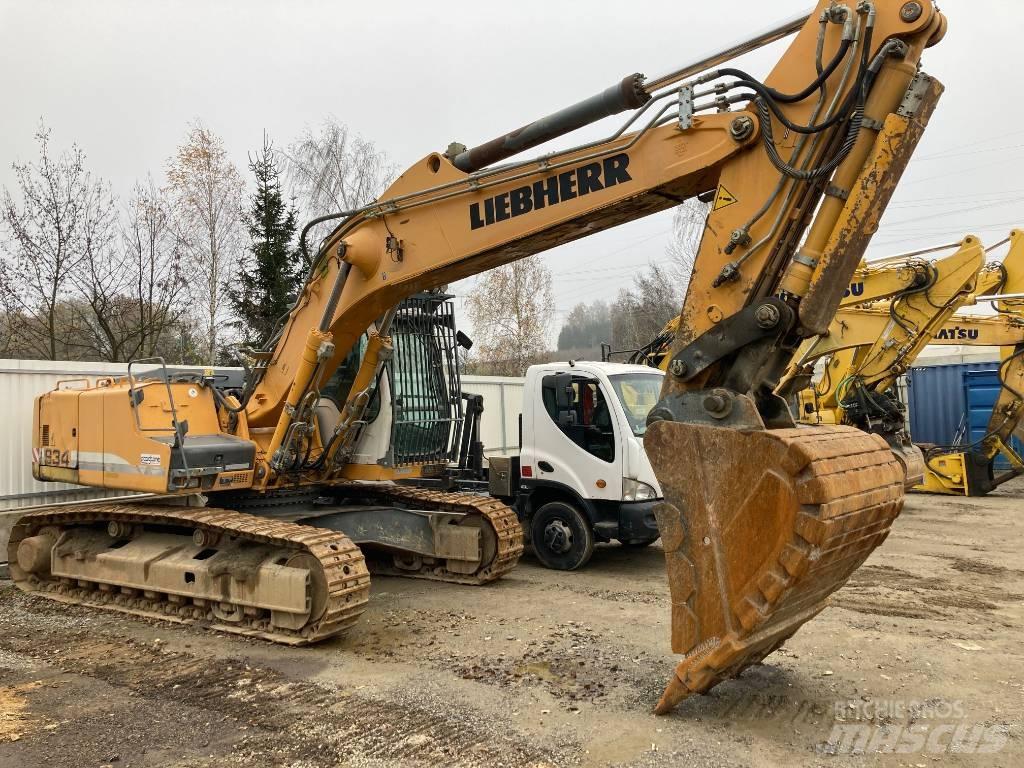 Liebherr R 934 C 대형 굴삭기 29톤 이상
