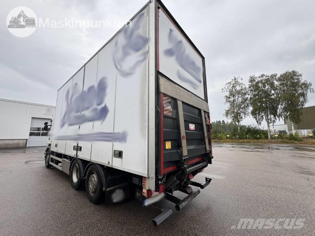 Scania R 490 탑차 트럭