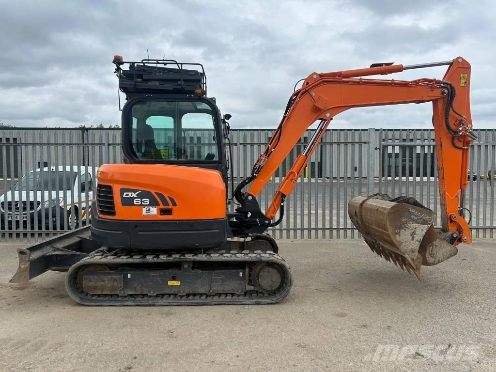 Doosan DX 63-3 대형 굴삭기 29톤 이상