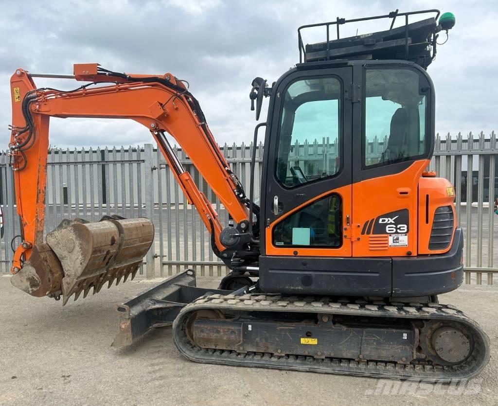 Doosan DX 63-3 대형 굴삭기 29톤 이상