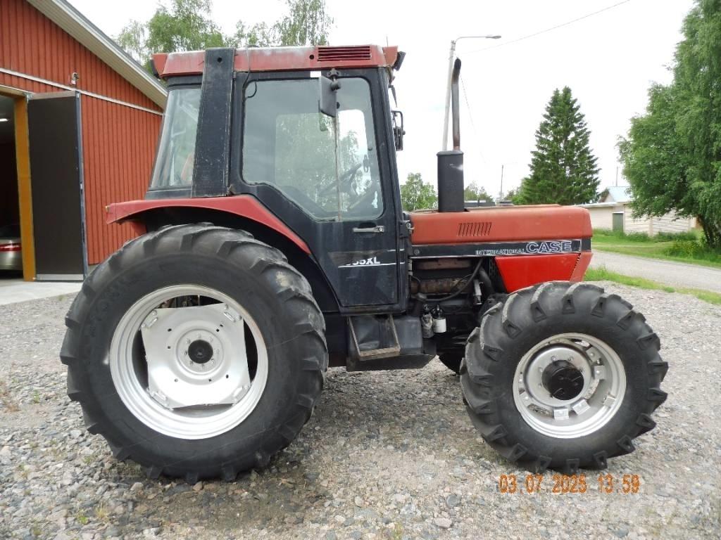 Case IH 685 XL 트랙터
