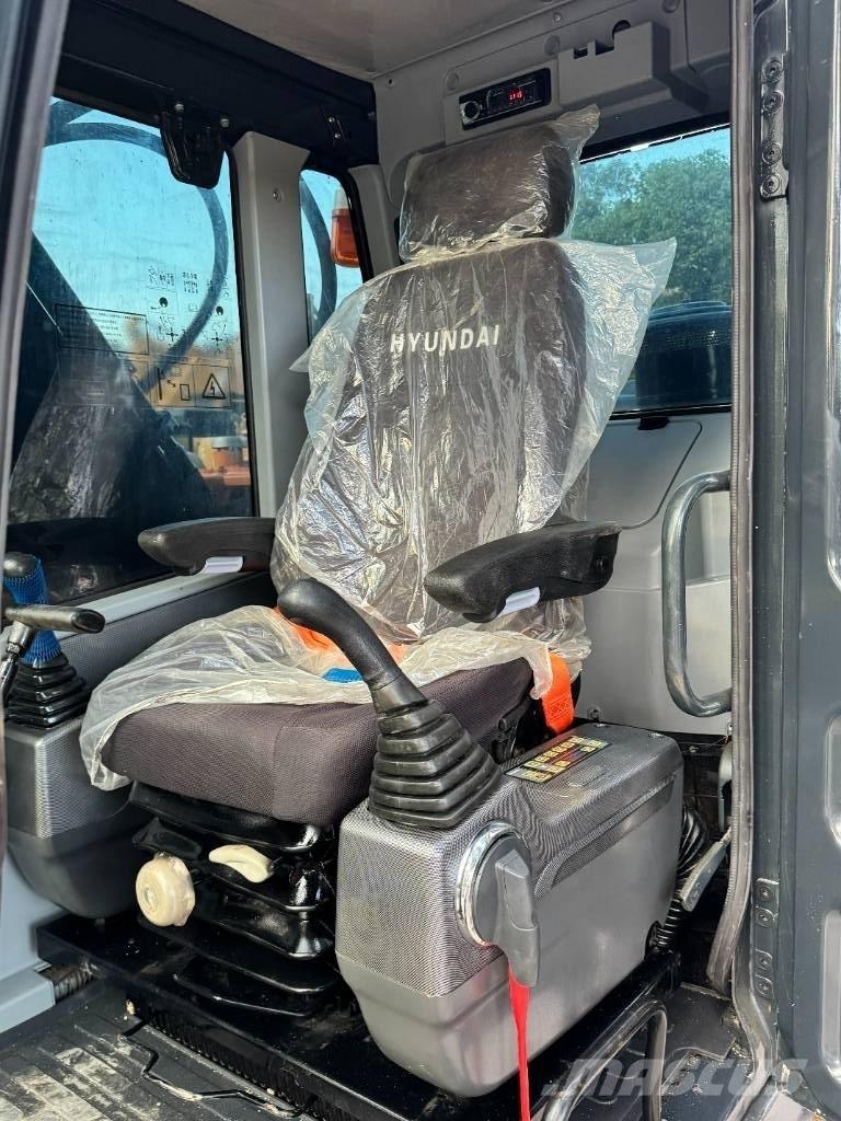 Hyundai 220HX 대형 굴삭기 29톤 이상