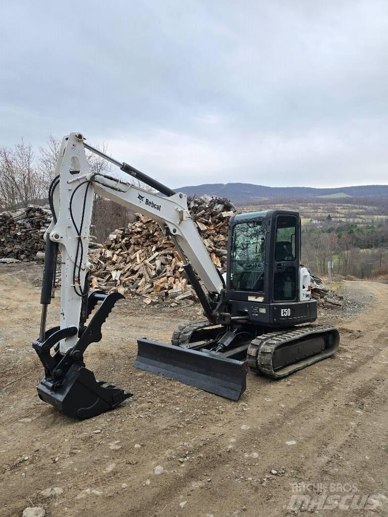 Bobcat E 50 소형 굴삭기 7톤 미만