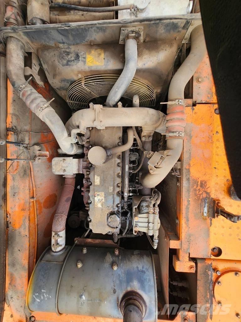 Doosan DX 210WA  휠 굴삭기
