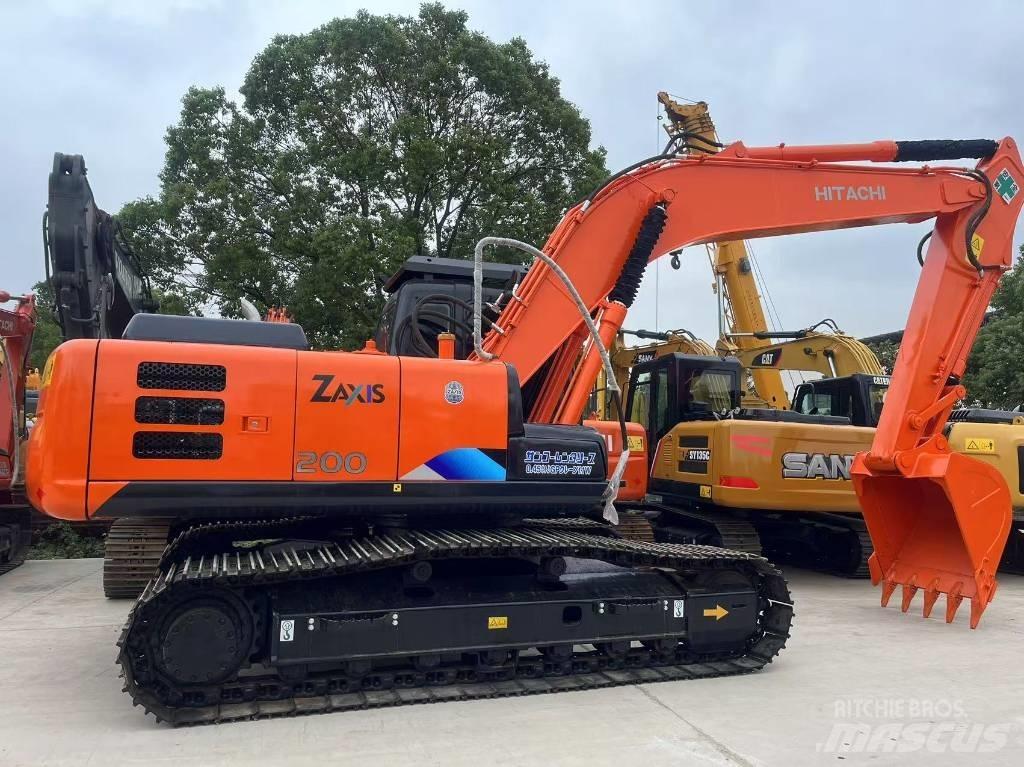 Hitachi zx200 대형 굴삭기 29톤 이상