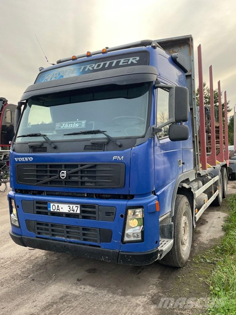 Volvo FM 목재 트럭