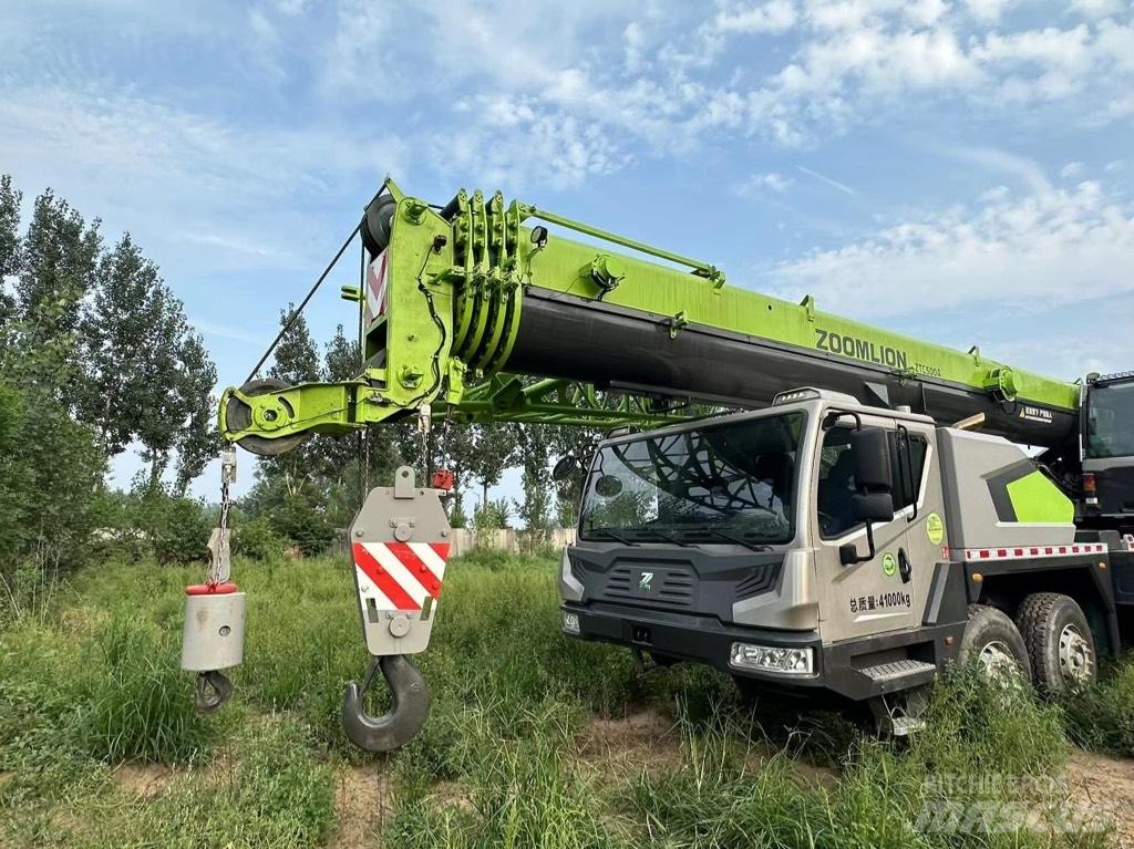 Zoomlion ZTC500A A/T 크레인