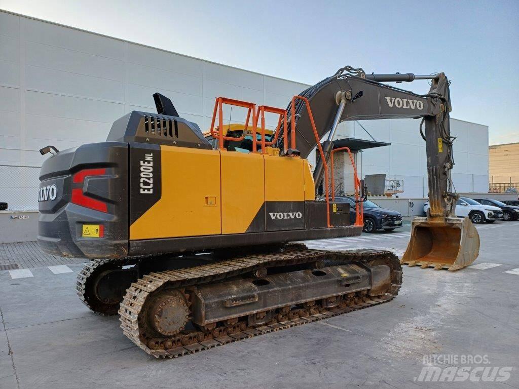 Volvo EC200E NL 대형 굴삭기 29톤 이상