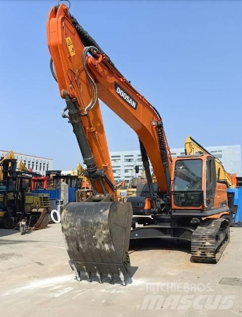 Doosan DX300 대형 굴삭기 29톤 이상