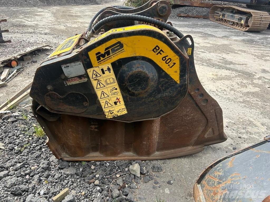 MB Crusher BF 60.1 파쇄 버킷