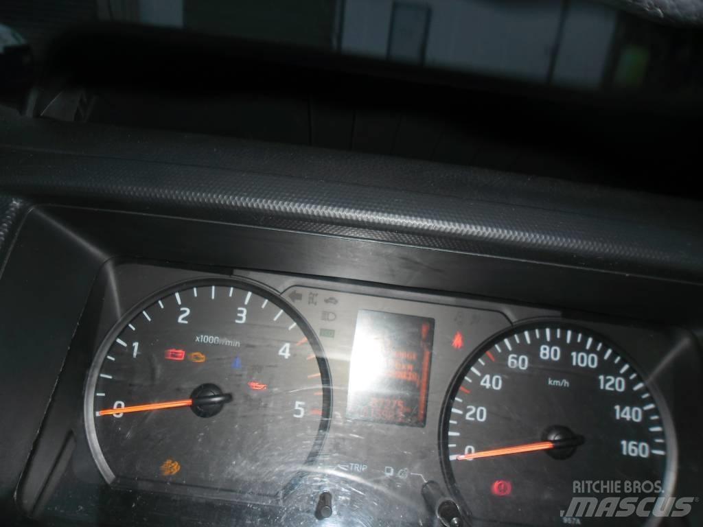 Nissan 35.15 차량 수송차