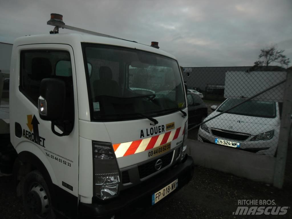 Nissan 35.15 차량 수송차
