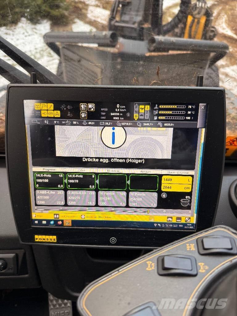 Ponsse Ergo 8W 원목 하베스터