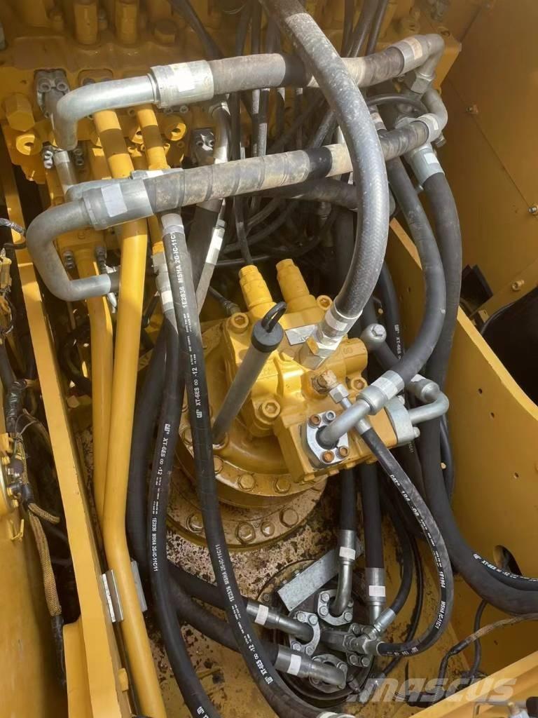 CAT 320D 대형 굴삭기 29톤 이상