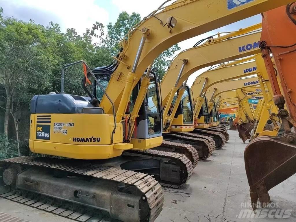 Komatsu PC 128 US-2 대형 굴삭기 29톤 이상