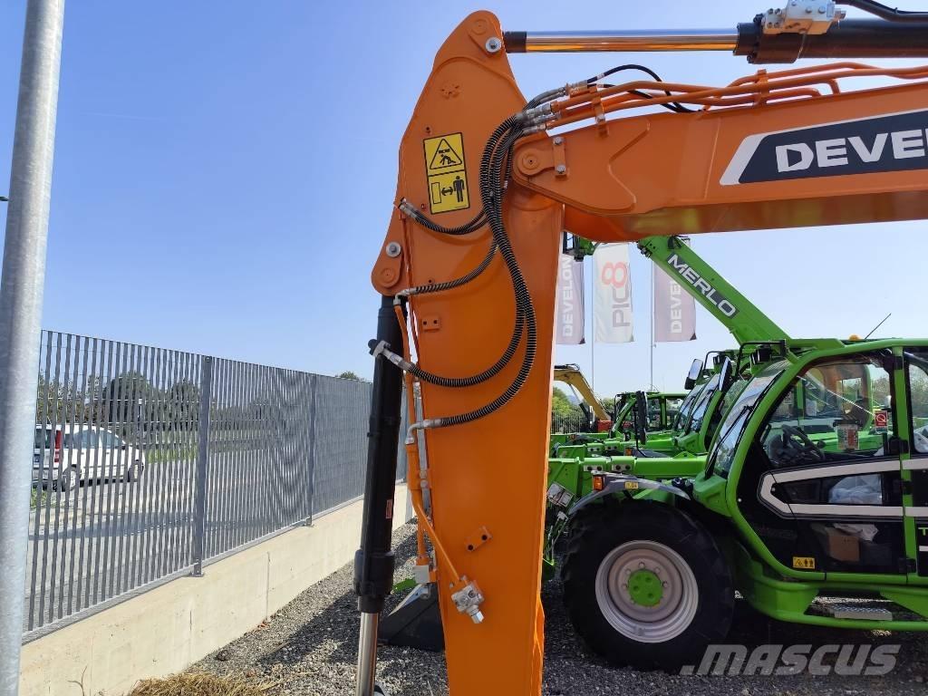 Develon DX 140 LCR-7 대형 굴삭기 29톤 이상