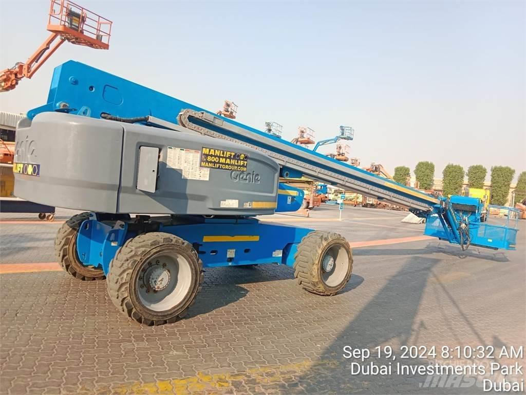 Genie S85 견인식 전동이동 리프트