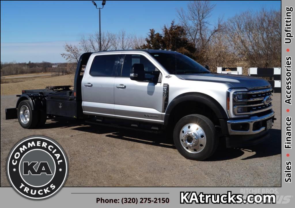 Ford F 550 SD Lariat 새시 운전실 트럭