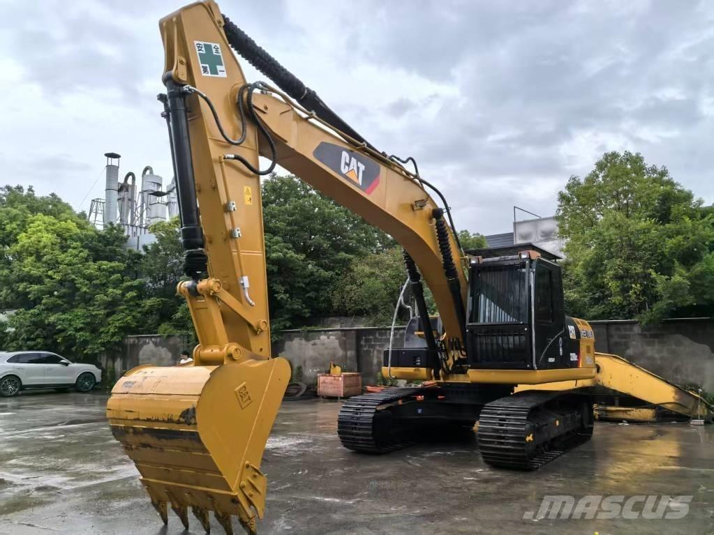 CAT 320 D 2L 대형 굴삭기 29톤 이상