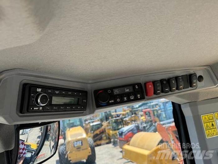 CAT 908  휠로우더