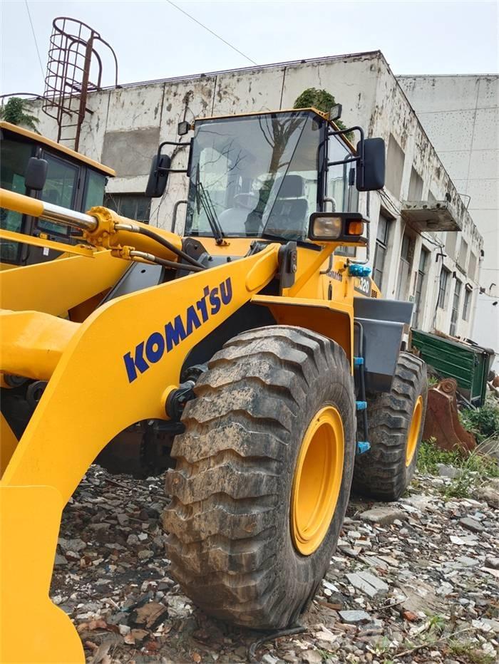 Komatsu WA 320-5  휠로우더