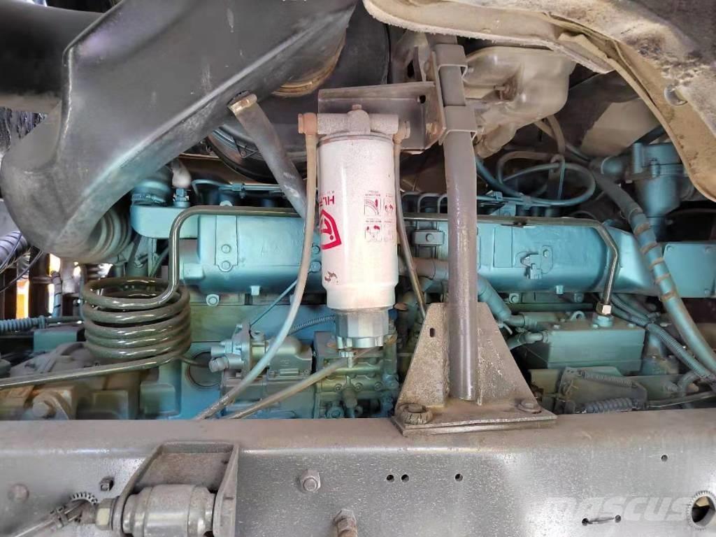 Howo 375 8x4 덤프 트럭