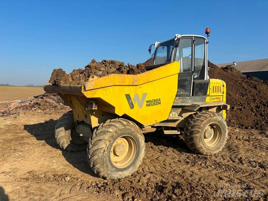 Wacker Neuson DW 90 건설현장 덤프트럭