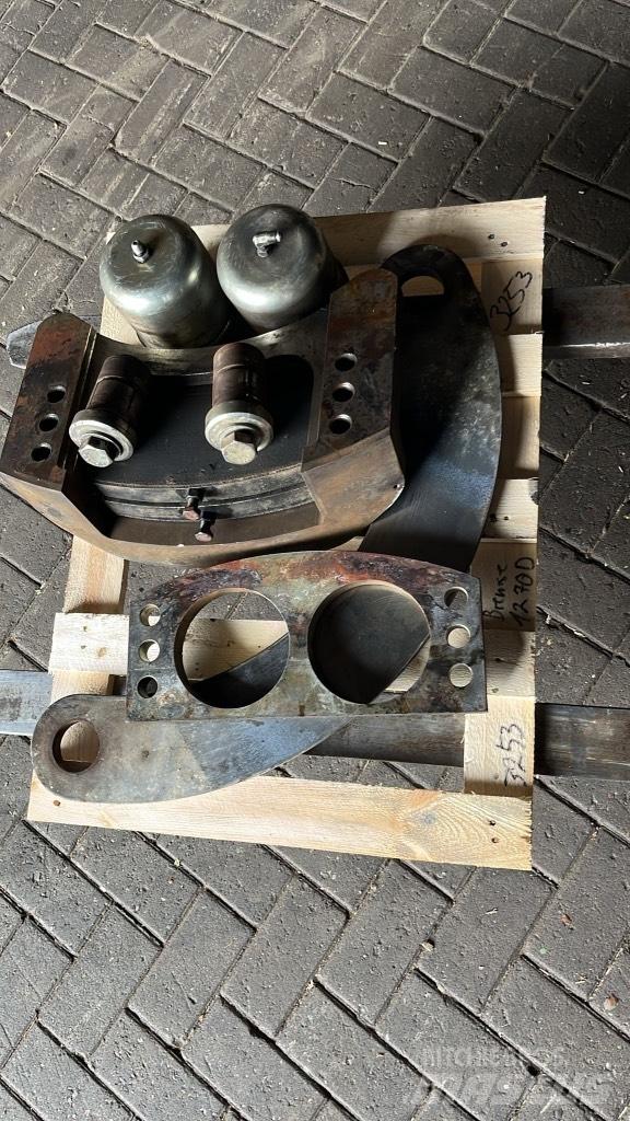 John Deere 1270 D  브레이크