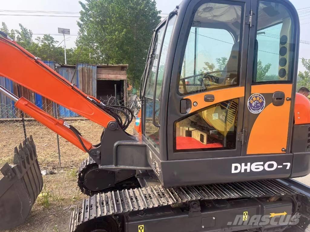Doosan DH 60 소형 굴삭기 7톤 미만