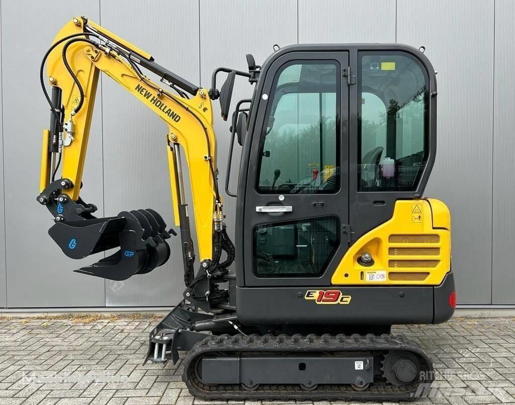 New Holland E19C 소형 굴삭기 7톤 미만