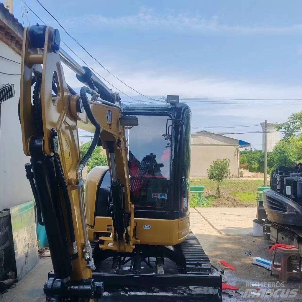 CAT 303.5 E CR 소형 굴삭기 7톤 미만
