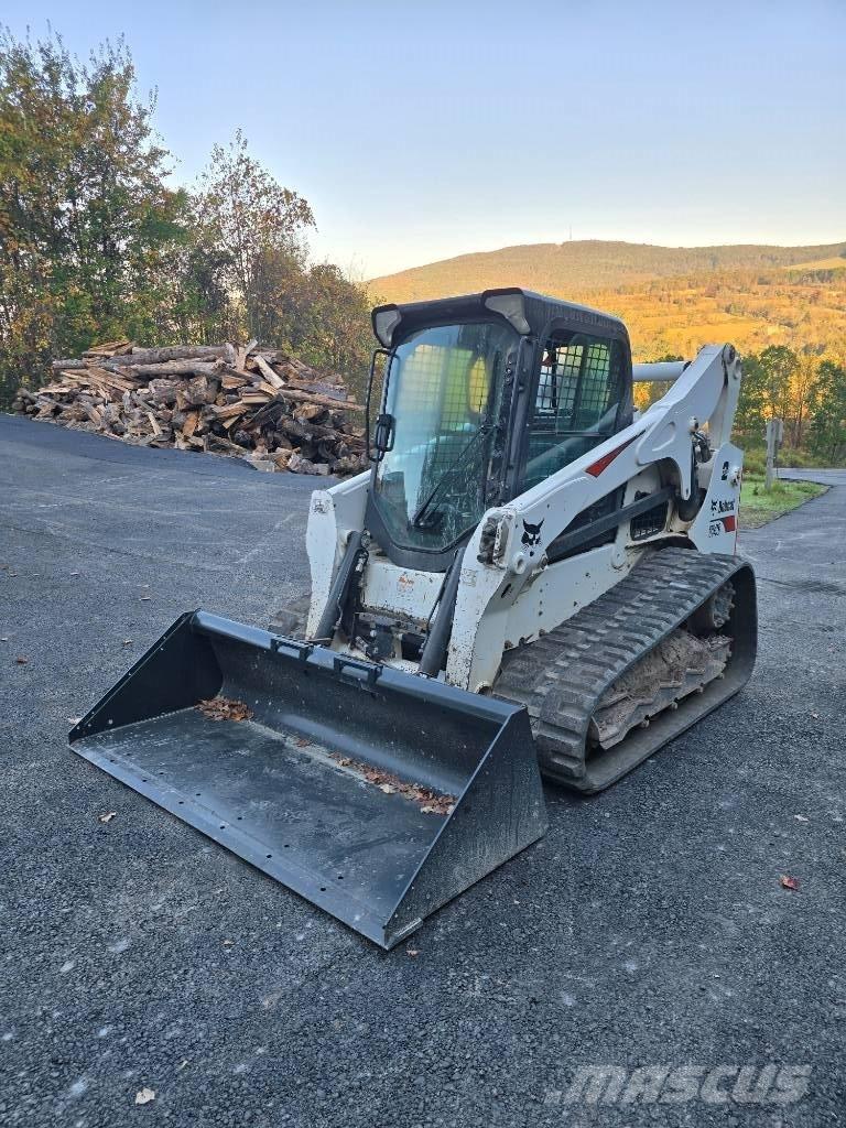 Bobcat T 770  스키드로더