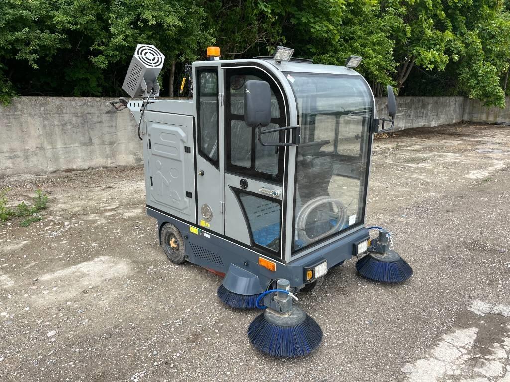  Sweepmec SM3000-Pro 도로 청소차
