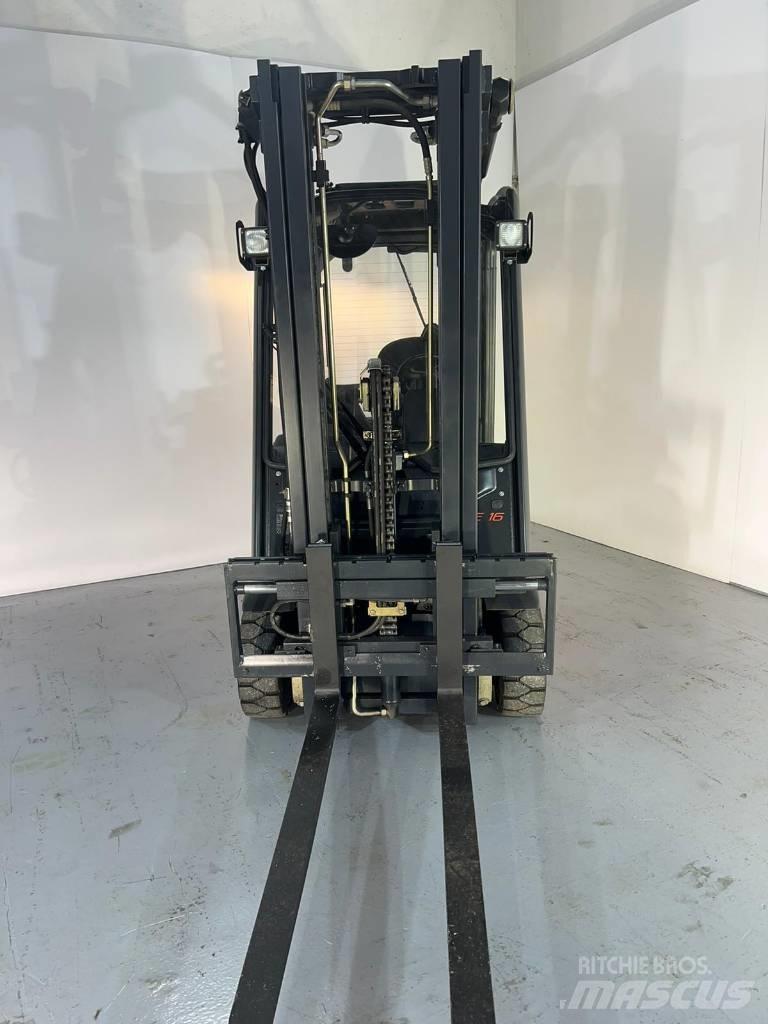 Linde E16 전동 지게차