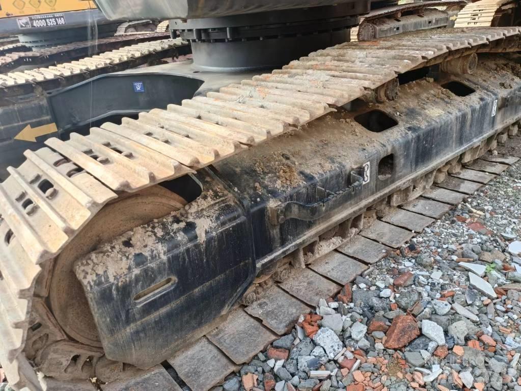 Hitachi ZX 250 LC 대형 굴삭기 29톤 이상