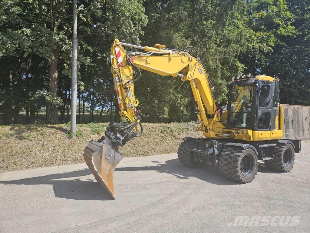 Komatsu PW 98 MR-11  휠 굴삭기