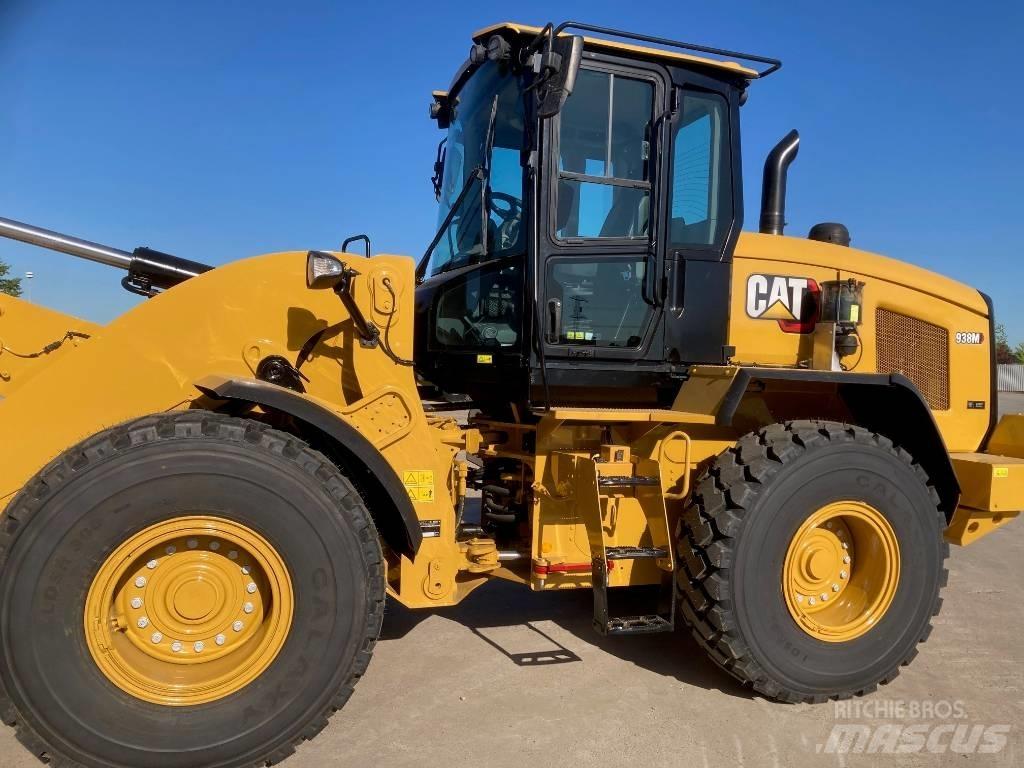 CAT 938M  휠로우더