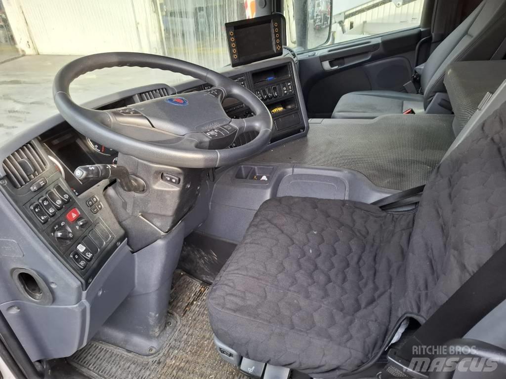Palfinger P 750 트럭 탑재 고소작업대
