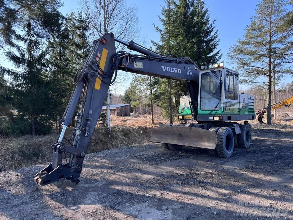 Volvo EW 200  휠 굴삭기