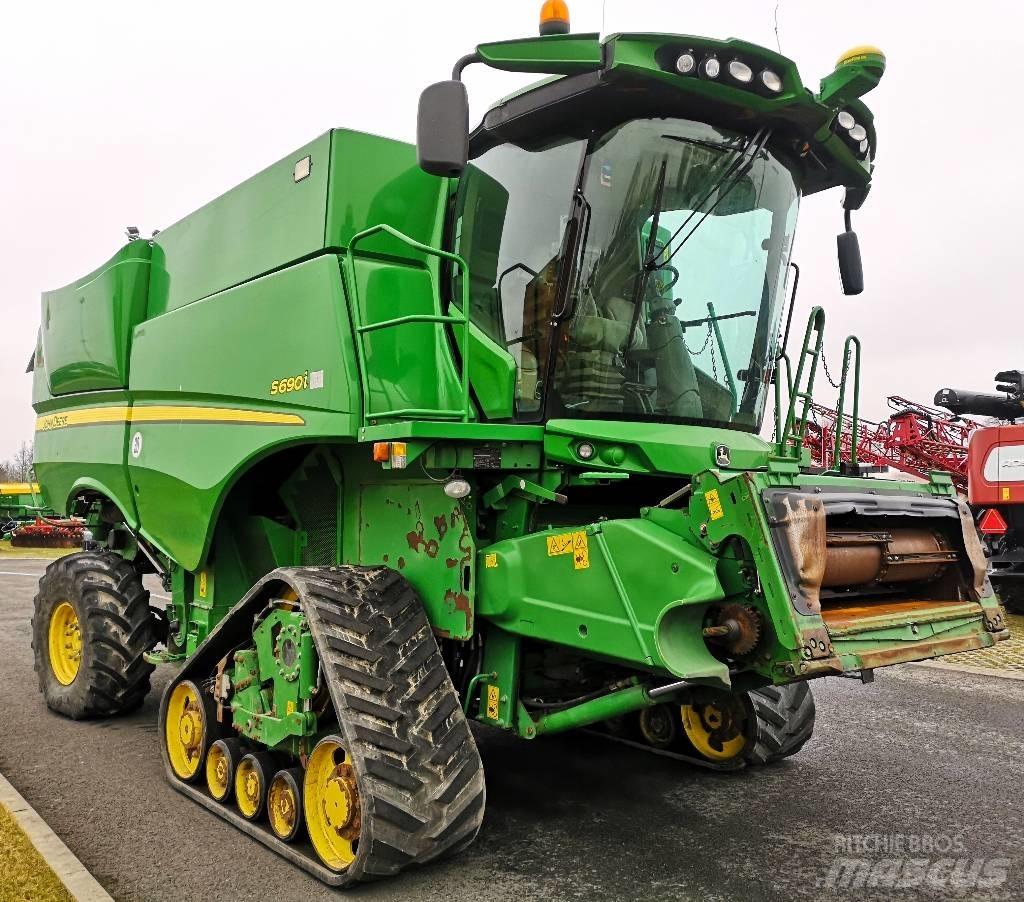 John Deere S 690 i 콤바인 수확기
