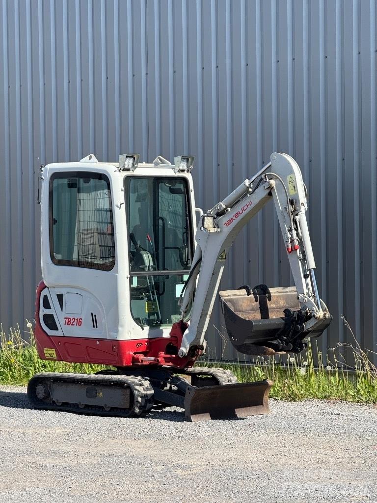 Takeuchi TB 216 소형 굴삭기 7톤 미만