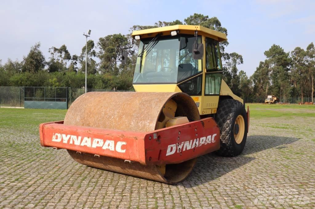 Dynapac CA402D 싱글 드럼 롤러