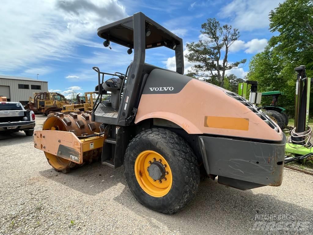 Volvo SD 70 D 싱글 드럼 롤러