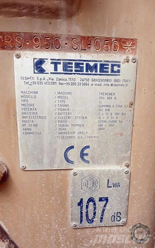 Tesmec TRS950 트렌처